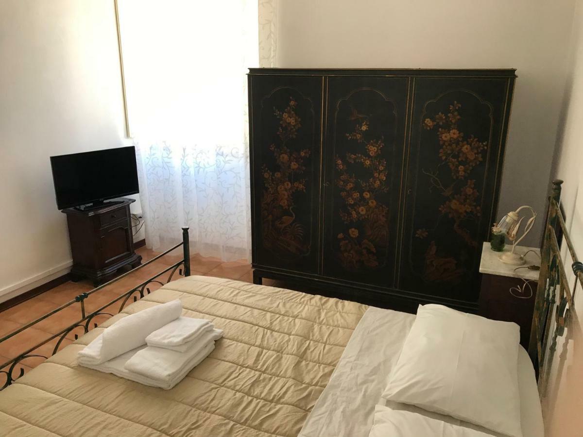 Albergo Antica Lanterna كاستيلنيوفو دي غارفانيانا المظهر الخارجي الصورة