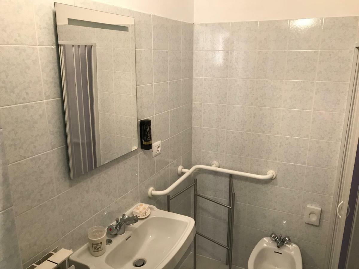 Albergo Antica Lanterna كاستيلنيوفو دي غارفانيانا المظهر الخارجي الصورة